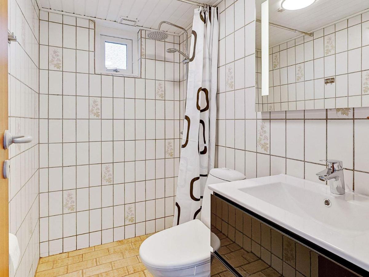 8 Person Holiday Home In R M Kongsmark Esterno foto