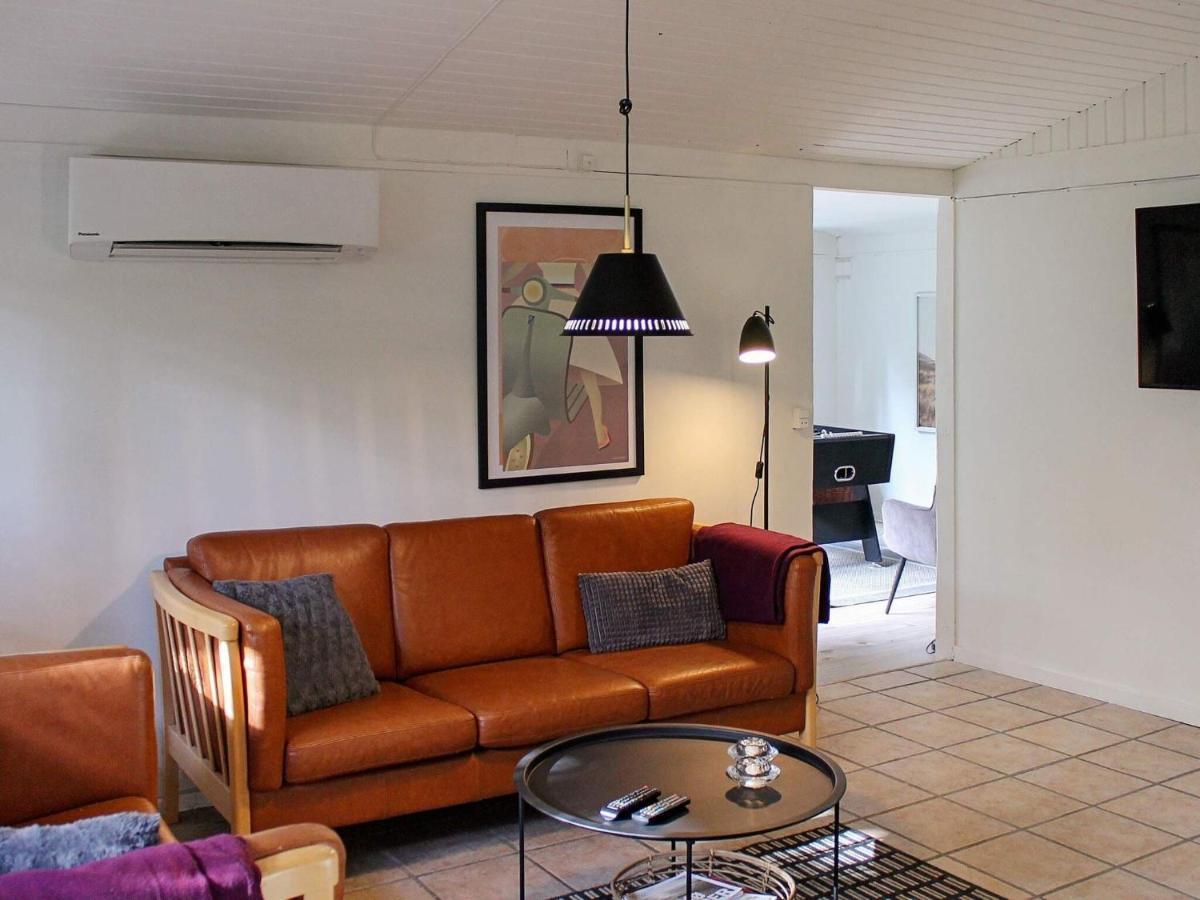 8 Person Holiday Home In R M Kongsmark Esterno foto
